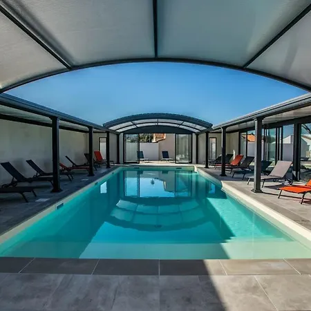 La Corvette Maison Avec Piscine/parking/wifi/plages 5kms Ferienhaus *