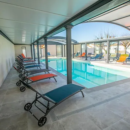 Ferienhaus La Corvette Maison Avec Piscine/parking/wifi/plages 5kms *