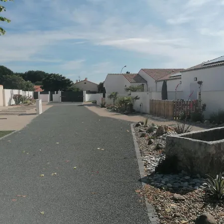 Feriehus La Corvette Maison Avec Piscine/parking/wifi/plages 5kms Les Mathes