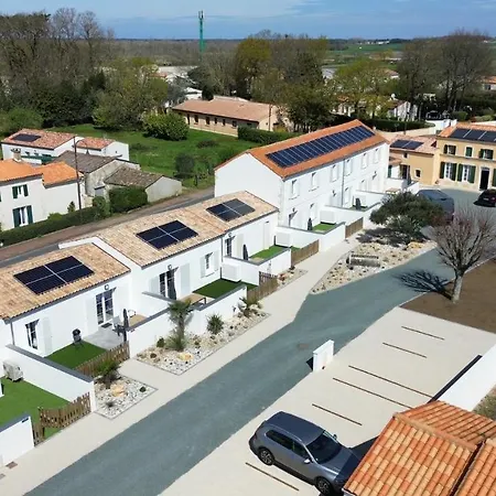 La Corvette Maison Avec Piscine/parking/wifi/plages 5kms Vakantiehuis